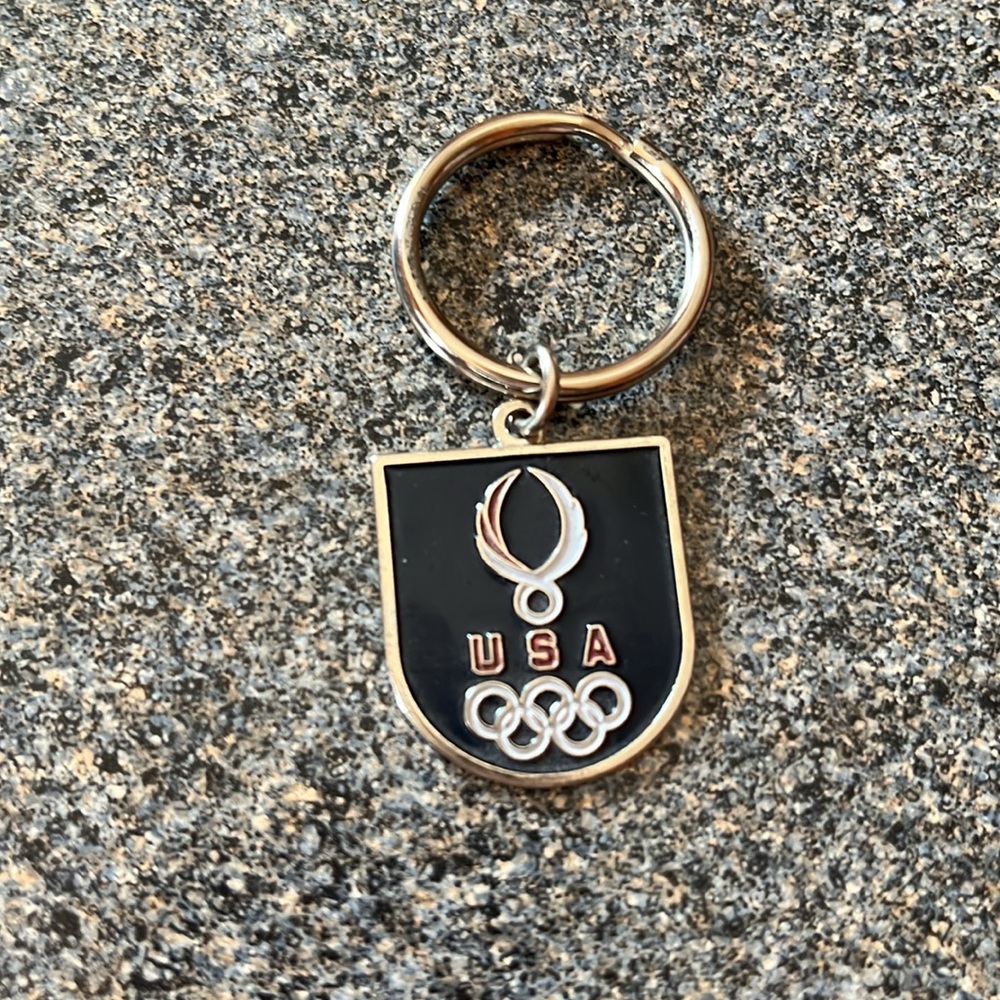 USA Olympic Keychain Set - Black and Silver - Picture 3 of 8